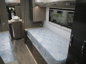 2023 Avan Ovation M9 Luxury Ensuite single beds N2121